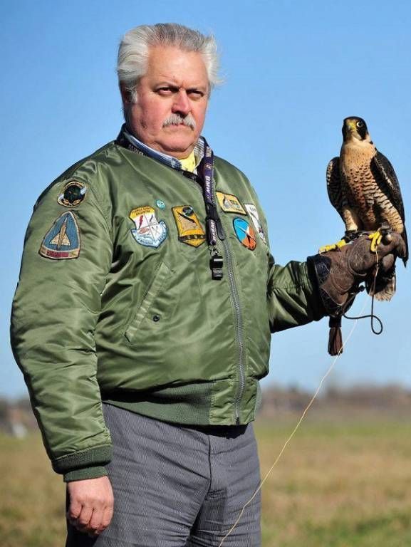Los “Halcones de Malvinas” estarán en el Teatro Español