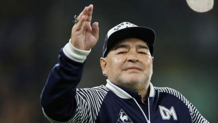 Los hijos de Maradona piden trasladar su cuerpo al mausoleo de Puerto Madero  thumbnail