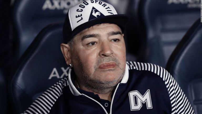 Postergan sin fecha el juicio por la muerte de Maradona  thumbnail