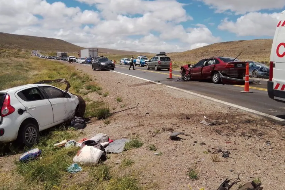 Una familia entera murió en un accidente cerca de Piedra del Águila |  Neuquén Al Instante | Periodismo Digital en la Patagonia